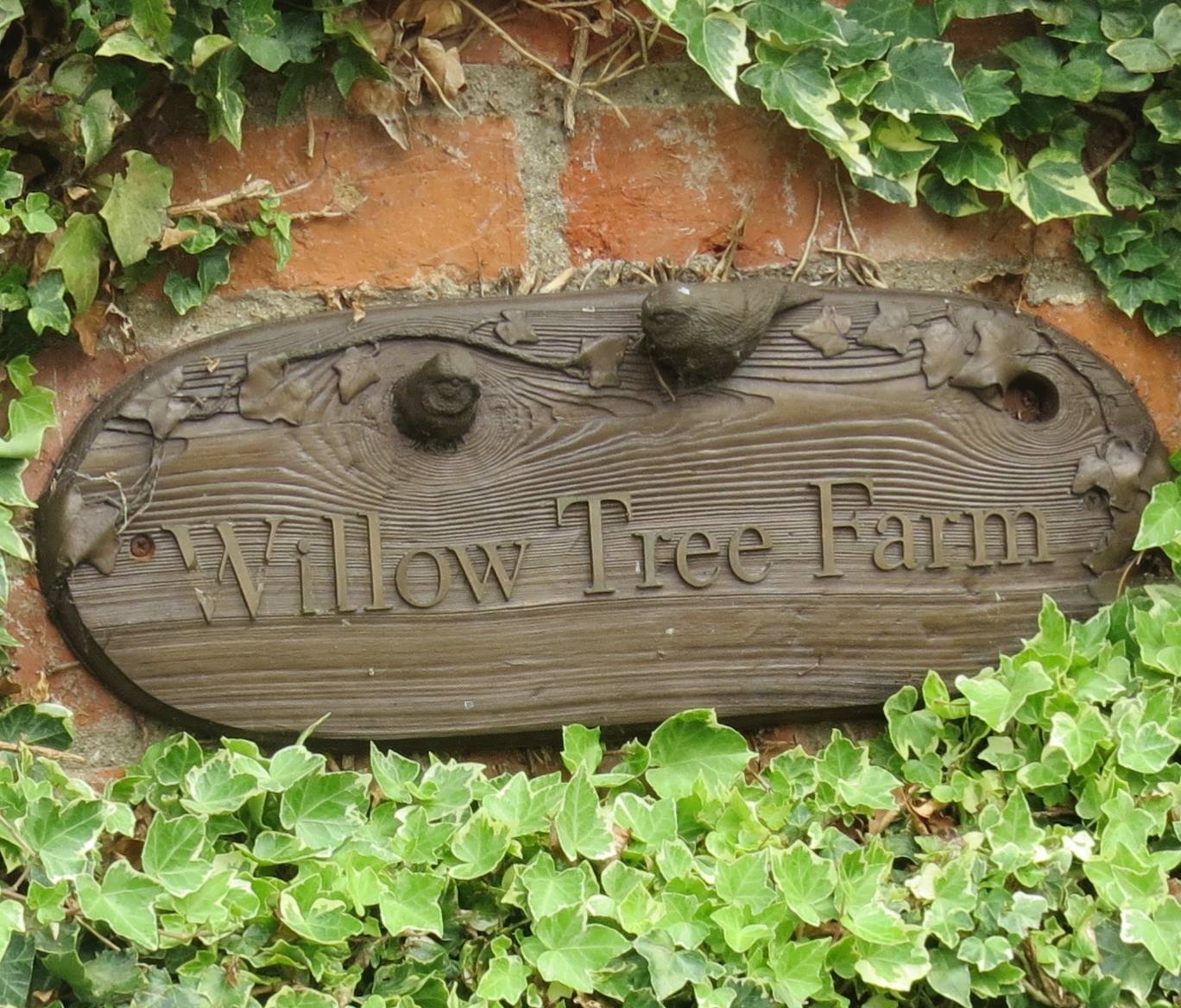 Down On The Farm. Willow Tree Cottage CL Site